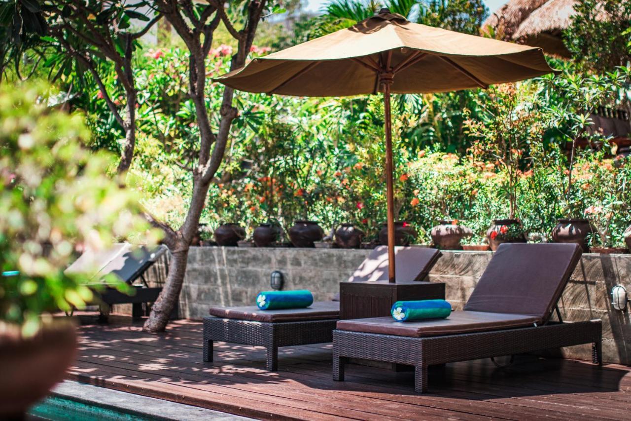 Villa Bukit Malas アメッド エクステリア 写真